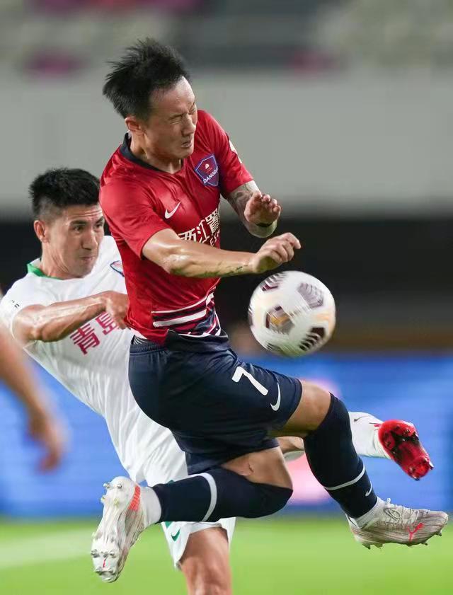 中超倒计时，门兴格拉德巴赫赛前伤情更新，细节引发关注，目标明确，团队化学反应显著的简单介绍