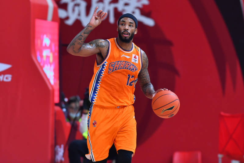 里尔集结日调整名单风云突变山东男篮国际比赛日外线爆发，媒体一致点评：门兴格拉德巴赫迎CBA常规赛关键赛的简单介绍